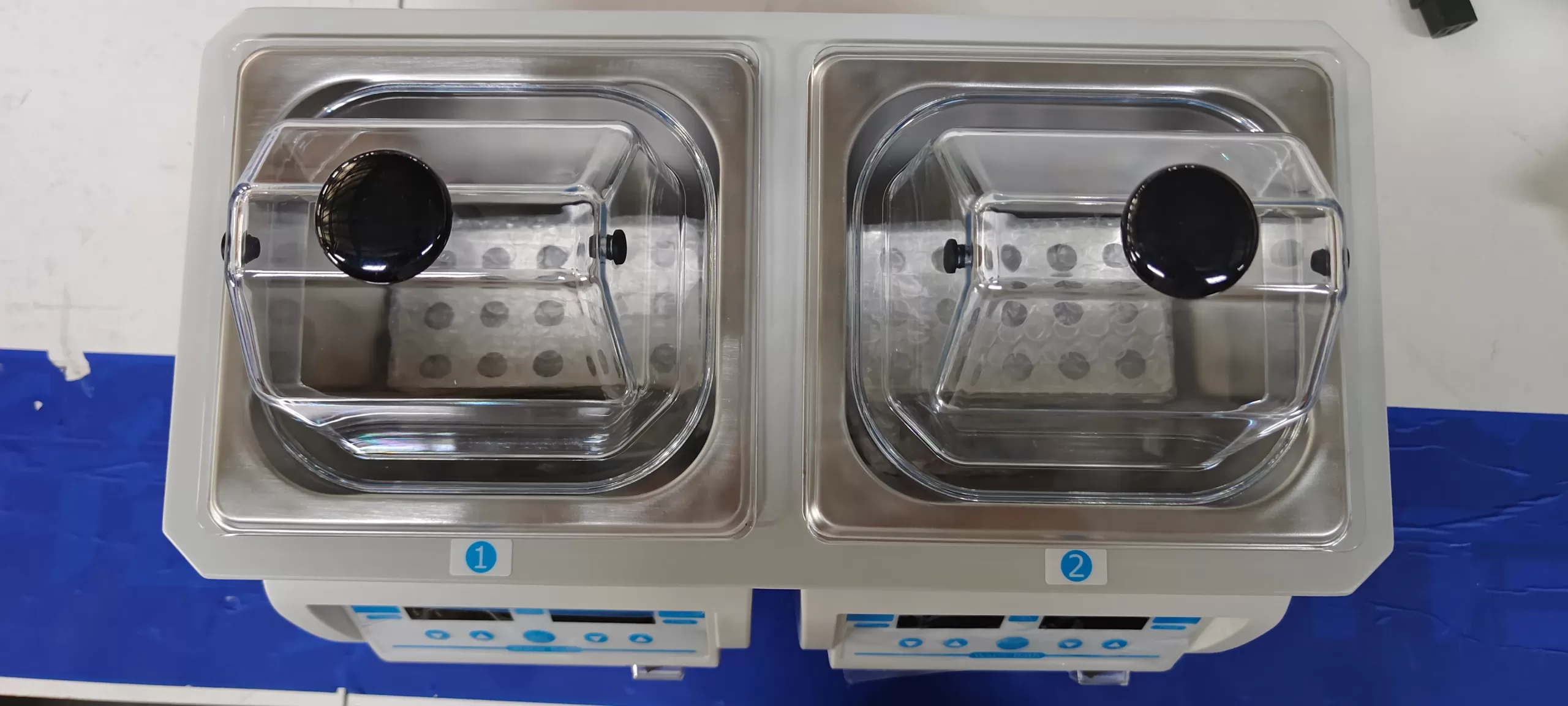 Thermostatic Water Bath Thermostatic Water Bath